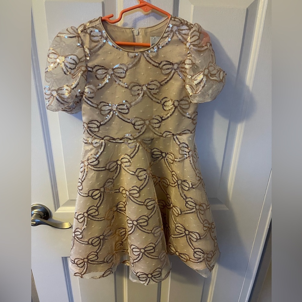 Girls bow sequin champagne and gold dress. Size 6